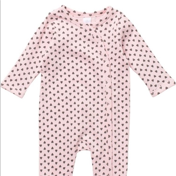Nordstrom Baby Other - NWT! NORDSTROM BABY Footed Sleeper / Romper - Rose hearts 💕 6 mo
